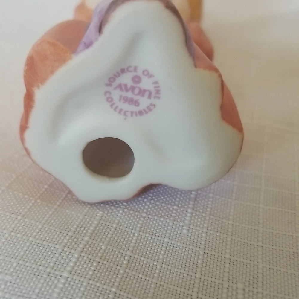 Avon Heavenly Blessings Nativity Figurine - Kaspar Orange and Purple
